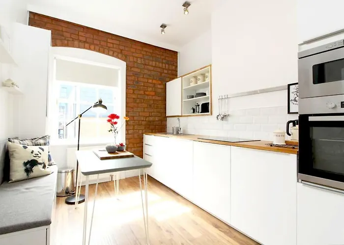 Stylish Flat In 1860\'S Listed Building